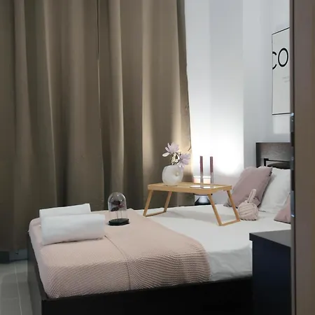 דירה Estia Luxury House *